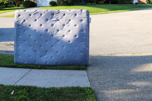 Mattress Removal Service in Brooklyn