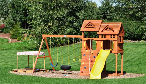 Playset Removal in Brooklyn